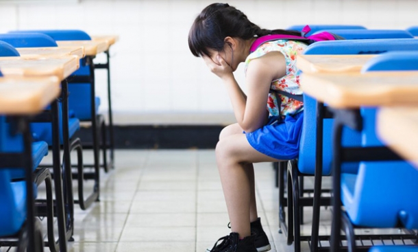 Understanding Girls with ADHD: Symptoms and Strategies 